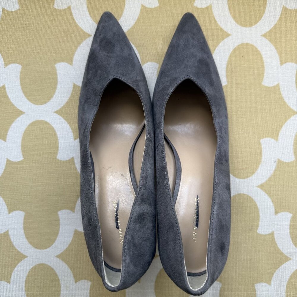 Ann Taylor Gray Suede Heels, size 8M, 3.5" heel - Picture 8 of 14